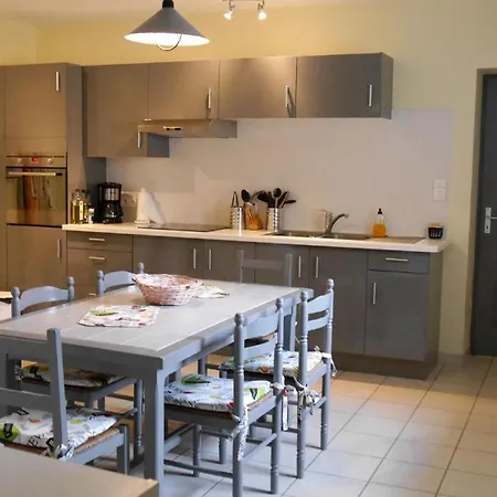 Aux 3 Sapins Bed & Breakfast