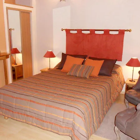 Aux 3 Sapins Bed & Breakfast Ronno