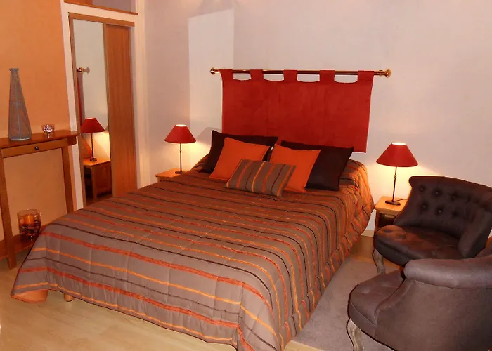 Aux 3 Sapins Bed & Breakfast